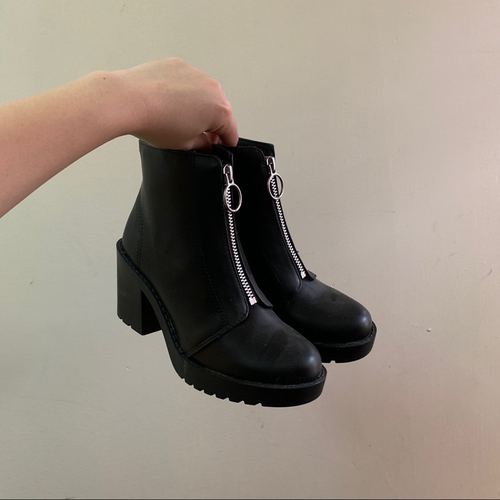 H&M Edgy Center Zip Boots
